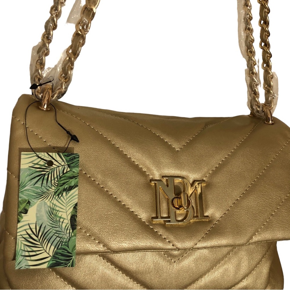 New Badgley Mischka Metallic Quilted Crossbody w Letter Lock Multi-winner HP! - Picture 9 of 16